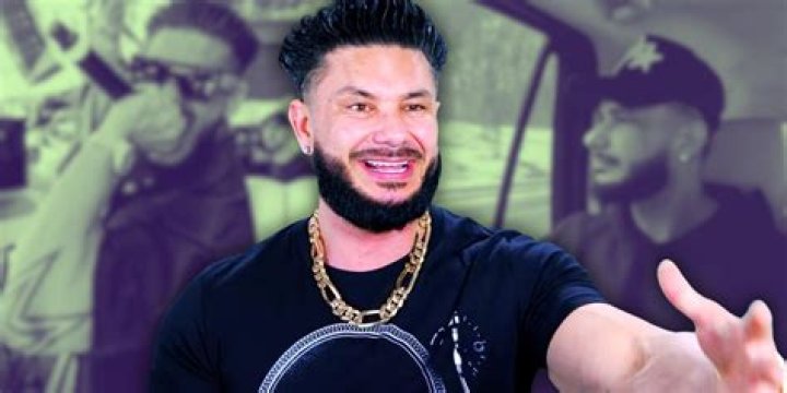 How old is Pauly D?